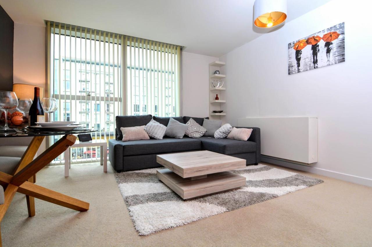 Stylish City Centre Apartment - Home From Home With Fully-Equipped Kitchen, Smart Tv, Netflix, Superfast Wifi, Free Parking, Self Check-In - By Brightleap Apartments Milton Keynes Exterior foto